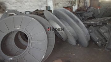 危機遏制需求，2012年前三季度中比貿(mào)易額下滑
